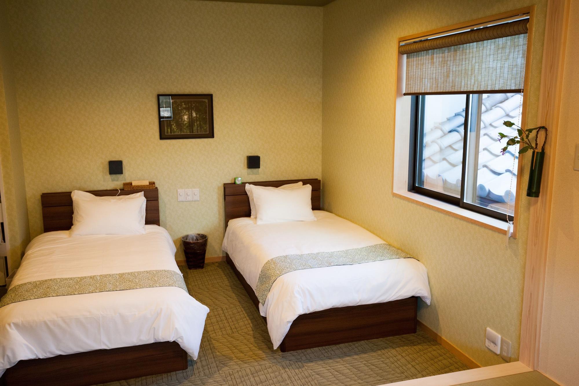 Kyoto Guest Inn Nagaokakyo Buitenkant foto
